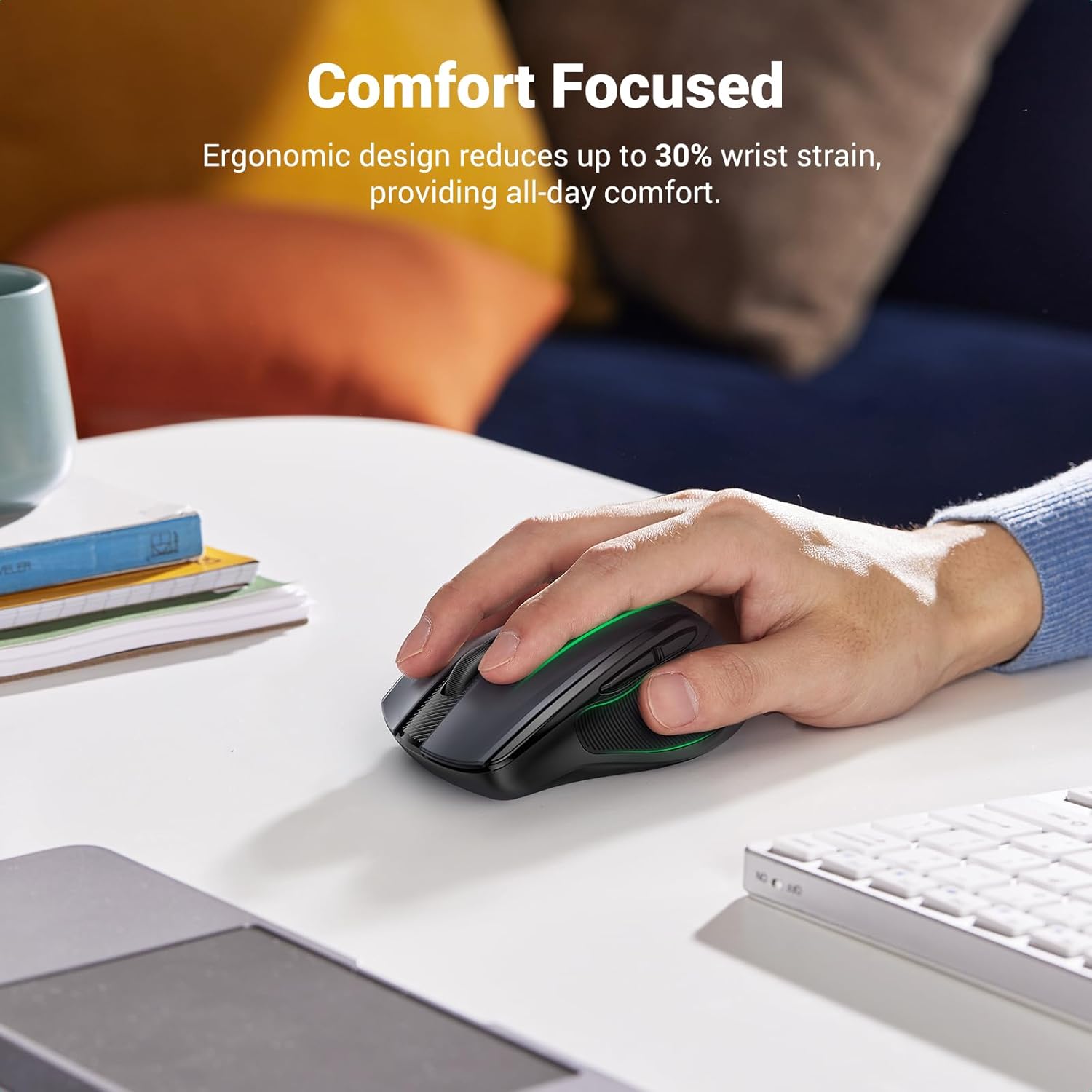 UGREEN Silent Ergonomic Wireless Mouse