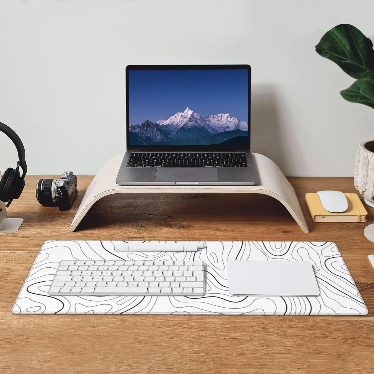 Extended Gaming Mouse Pad, Large Gaming Mouse Waterproof with Stitched Edges, Non-Slip Desktop Pad f