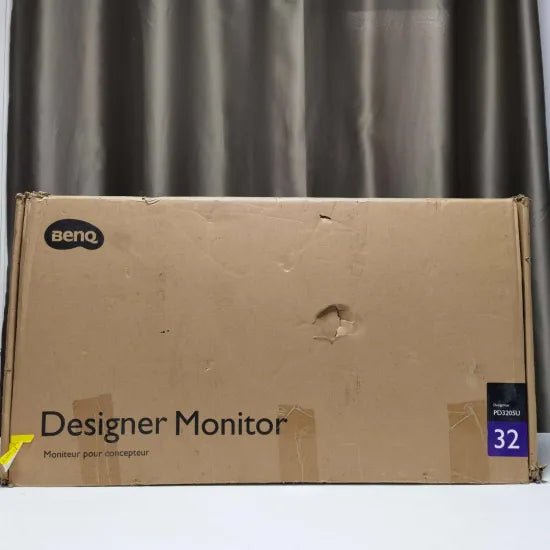 BenQ PD3205U Designer Monitor 31.5 Inch IPS 4K 60Hz 5Ms Black (Open Box) + HP X220 Gaming Mouse (Gift) - AHW Store