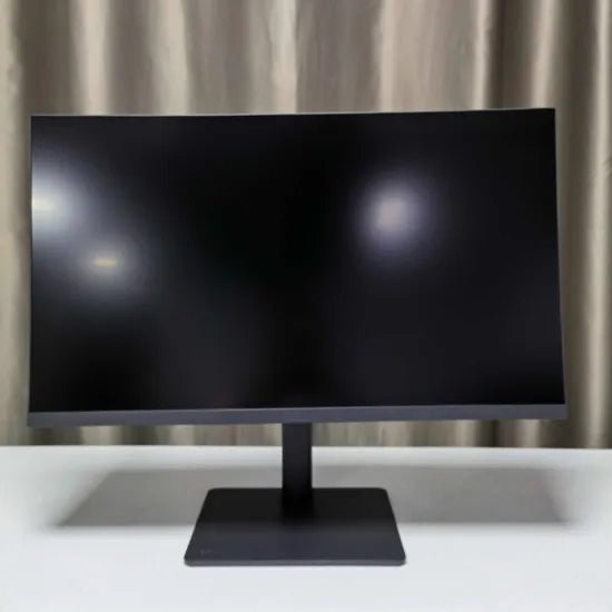 BenQ PD3205U Designer Monitor 31.5 Inch IPS 4K 60Hz 5Ms Black (Open Box) + HP X220 Gaming Mouse (Gift) - AHW Store