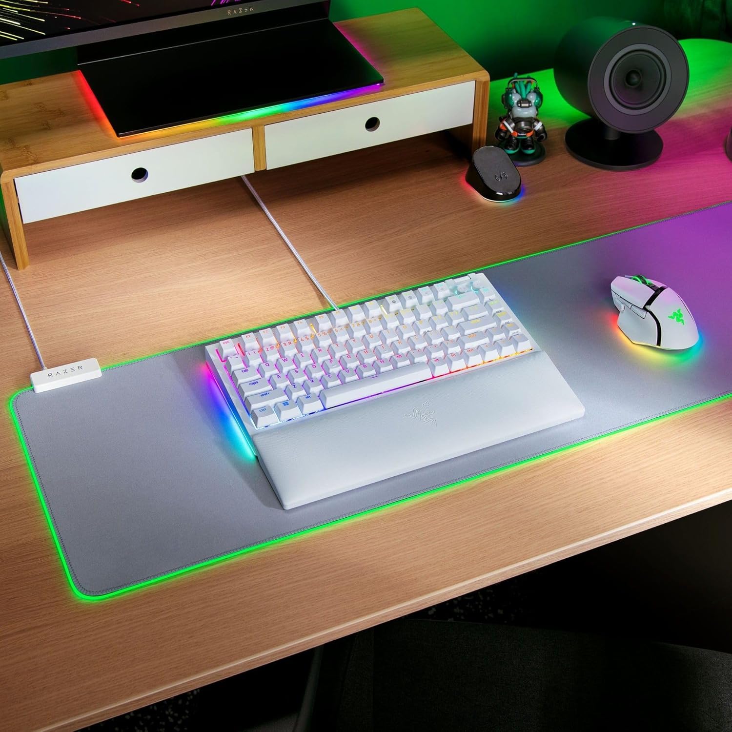Razer BlackWidow V4 75% Mechanical Gaming Keyboard: Hot Swappable Design - Compact & Durable - Orang - AHW Store