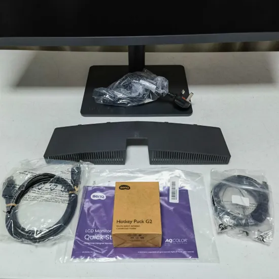 BenQ PD3205U Designer Monitor 31.5 Inch IPS 4K 60Hz 5Ms Black (Open Box)