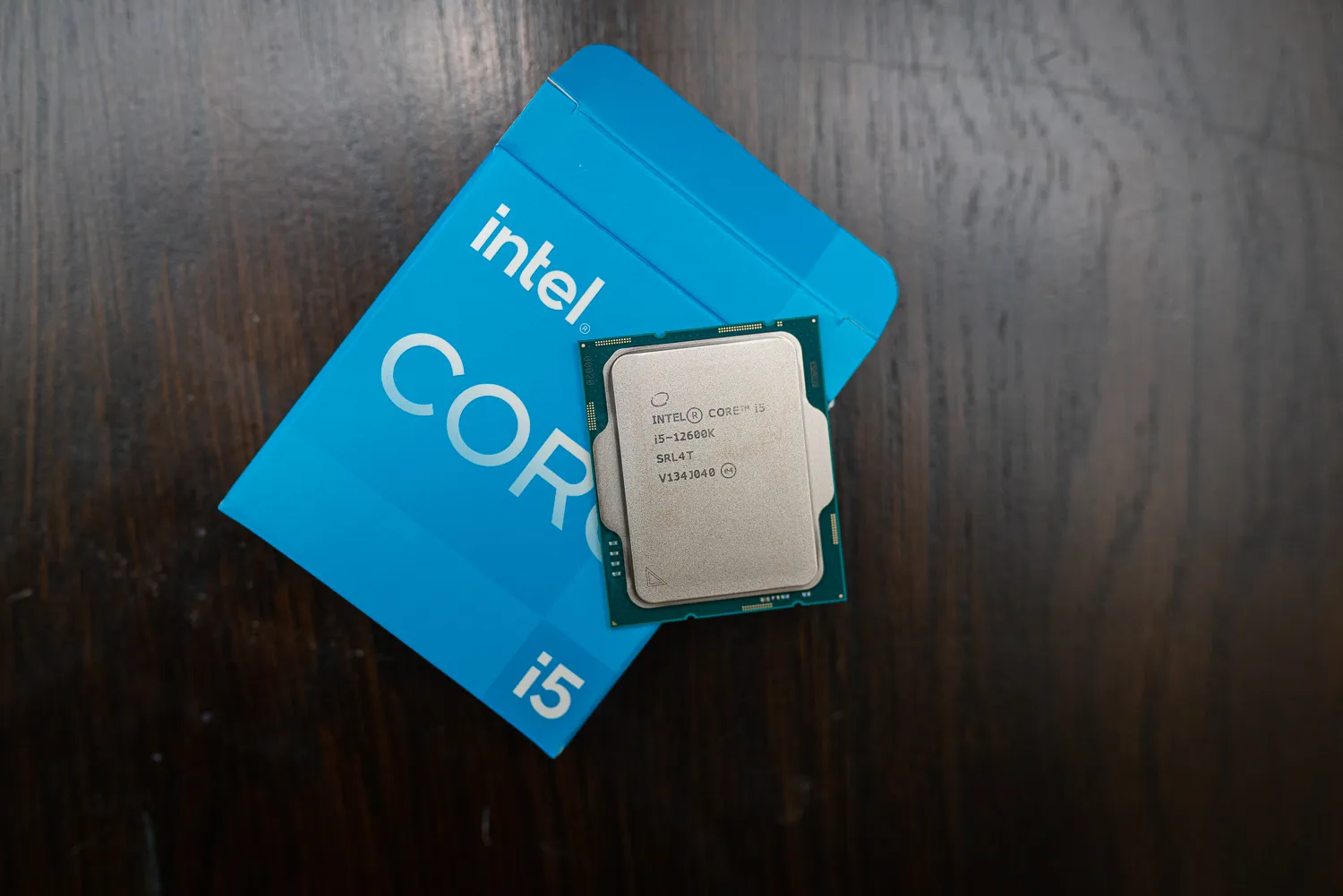المعالج المركزي Intel Core i5-12600K